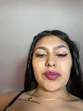 Snapshot of Tania_rendon chatting on September 27, 12:23 pm Tania rendon online show from September 27, 12:23 pm