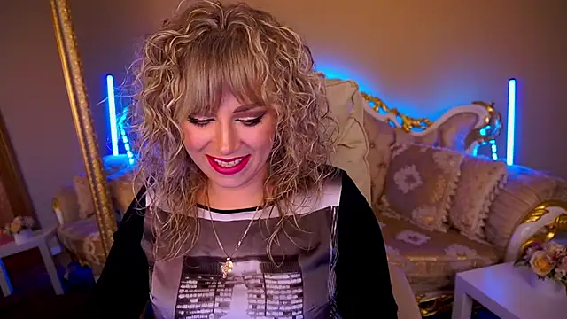 CandyLadyyy online show from September 25, 8:28 pm