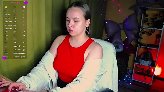 Lilysweet13 online show from May 28, 6:06 pm