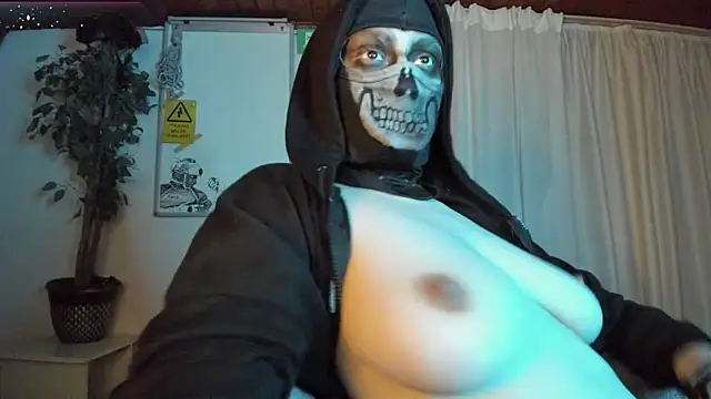 cos operator online show from April 3, 7:12 pm