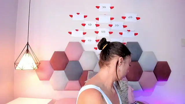 BeckyVidal online show from February 18, 6:29 pm