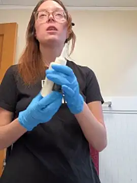 SpaceCowWhore online show from February 3, 9:07 pm