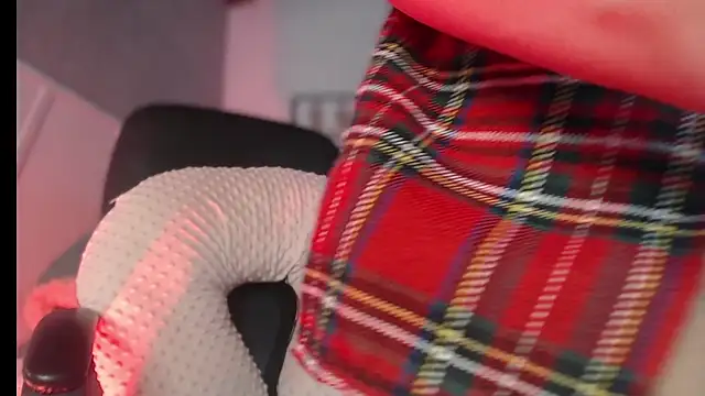 Taylor dolll online show from September 12, 3:07 am