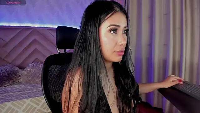 alice kingsley  online show from December 15, 9:20 pm