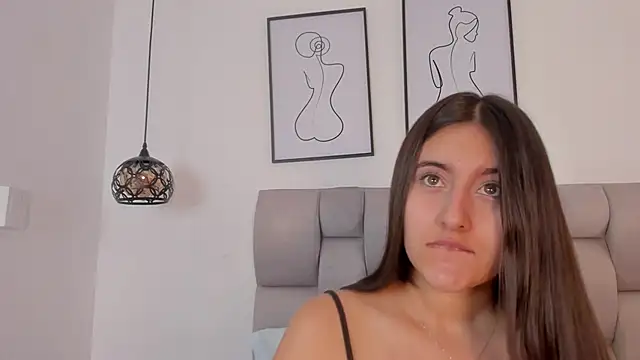 Snapshot of Hanna_Evans__ chatting on October 8, 12:20 pm Hanna Evans online show from October 8, 12:20 pm
