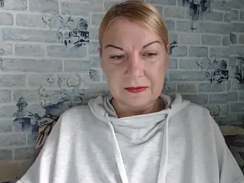 Snapshot of Lillia_Ray chatting on October 6, 9:48 am Lillia Ray online show from October 6, 9:48 am