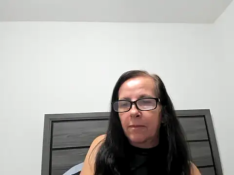 Snapshot of peachgoddess chatting on September 10, 2:33 am peachgoddess online show from September 10, 2:33 am