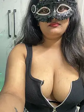 jhanvi boo online show from July 15, 2:33 pm