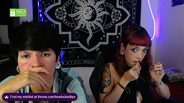 Snapshot of lovelockedlips chatting on September 26, 4:10 am lovelockedlips online show from September 26, 4:10 am