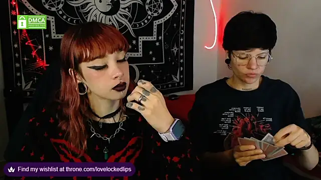 Snapshot of lovelockedlips chatting on September 19, 4:11 am lovelockedlips online show from September 19, 4:11 am
