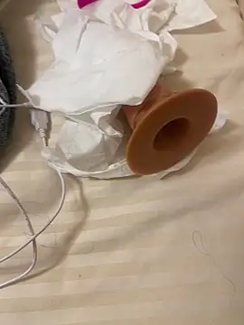 So8nan online show from October 13, 7:05 pm