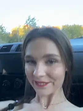 MilaBee online show from September 17, 10:24 am