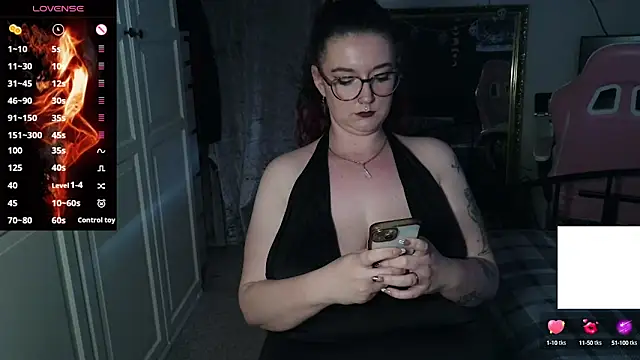 Ms Lunar-Lust online show from September 17, 4:05 pm