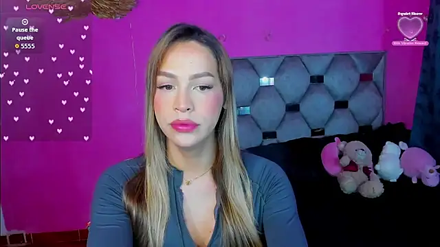 Snapshot of hanna_tss chatting on September 25, 2:21 am hanna tss online show from September 25, 2:21 am