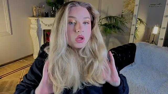 Jes Solar online show from November 12, 9:02 pm