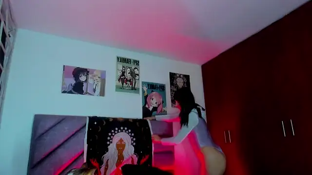 KARINNA  RAVEN online show from November 3, 10:47 pm