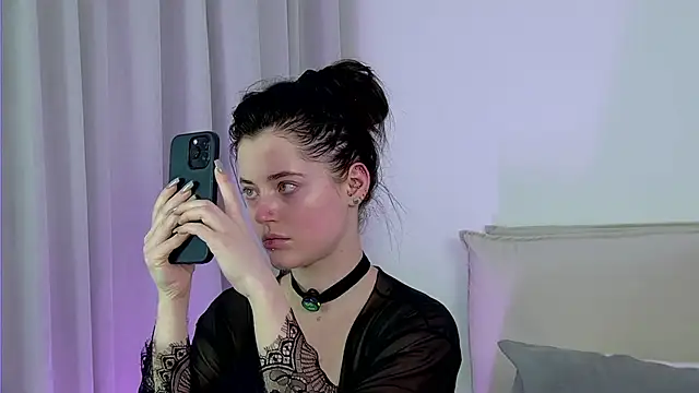 AshleyD  online show from February 5, 1:30 am