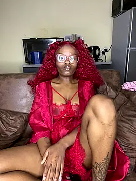 YummyMelanin117 online show from December 14, 9:20 pm