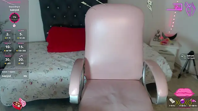 Snapshot of kitty_girl__ chatting on October 2, 8:03 pm kitty girl online show from October 2, 8:03 pm