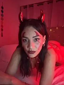 sofia8428 online show from October 28, 12:38 am