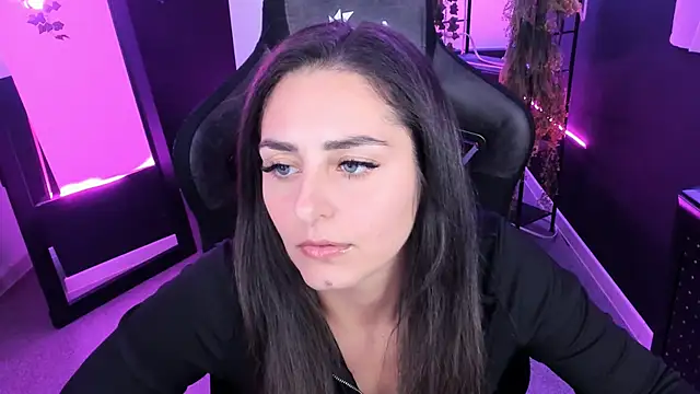 Snapshot of ValeriiMills chatting on September 20, 2:48 pm ValeriiMills online show from September 20, 2:48 pm