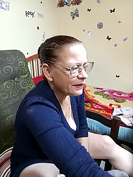 katrina perez online show from September 19, 9:36 pm