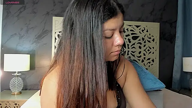 Snapshot of Amyblack__ chatting on October 9, 1:10 am Amyblack online show from October 9, 1:10 am