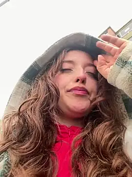 Baby  Otaku online show from November 13, 8:52 pm