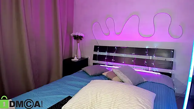 Candy Cansew online show from November 30, 1:10 am