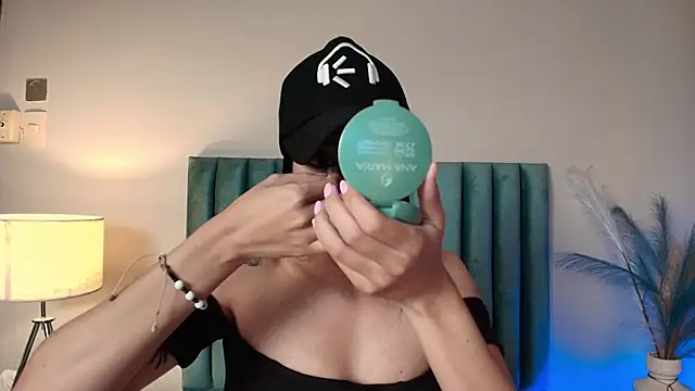 AbbieJoness  online show from November 21, 12:18 pm