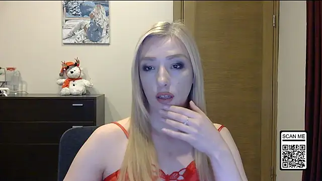 Wild Silk Desire online show from December 17, 8:24 pm