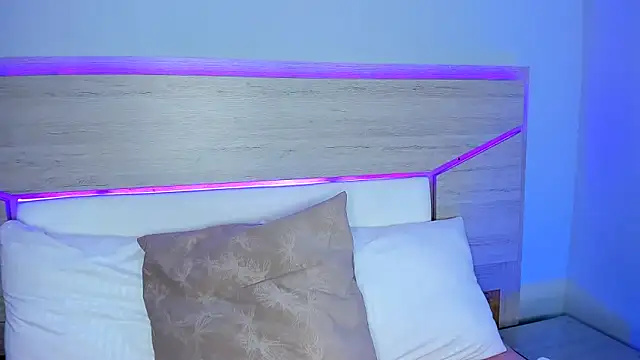 ZoeMorris online show from January 15, 11:38 am