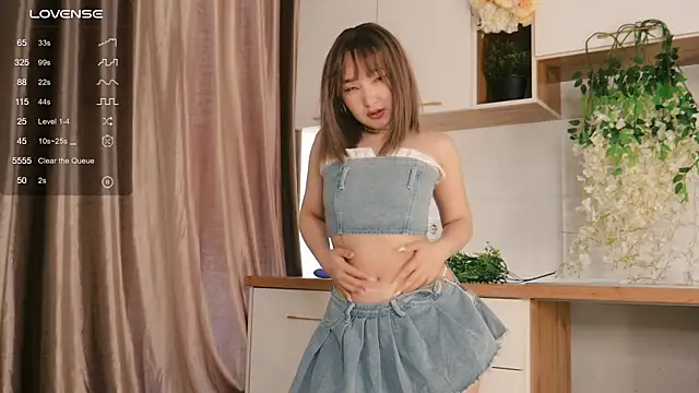 scamelia online show from October 13, 5:54 am