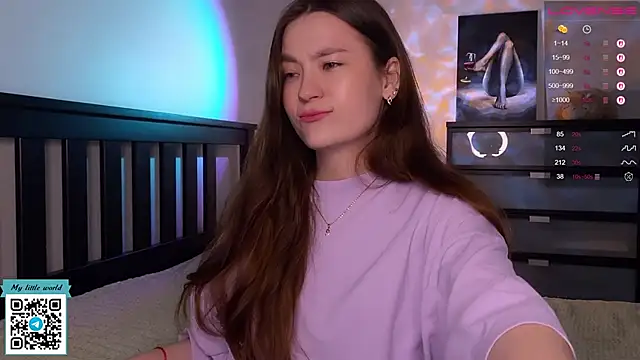 Snapshot of mia_here chatting on September 27, 8:16 pm mia here online show from September 27, 8:16 pm