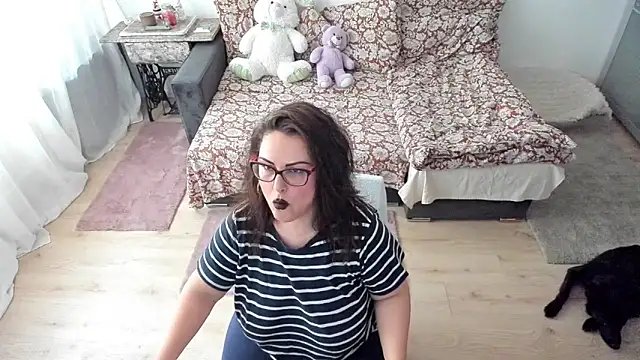 Snapshot of Squirt_Kimm chatting on October 14, 8:06 am Squirt Kimm online show from October 14, 8:06 am