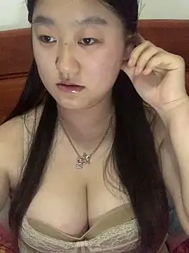 xialuo25 online show from April 5, 4:06 pm