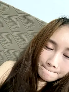 uulove521 online show from October 6, 3:40 pm