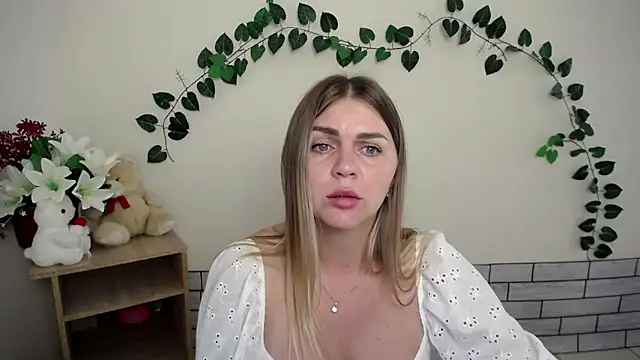 Snapshot of Magic_Katarina_ chatting on September 24, 10:58 am Magic Katarina  online show from September 24, 10:58 am