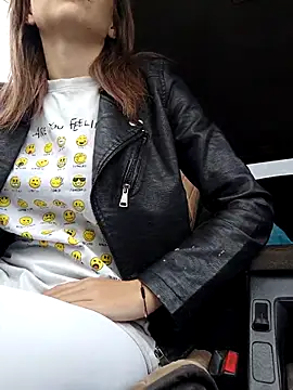 YOURLIKAA online show from November 10, 3:45 am