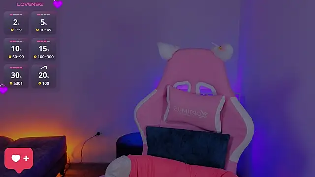 Gaby  Howards online show from March 29, 7:24 pm