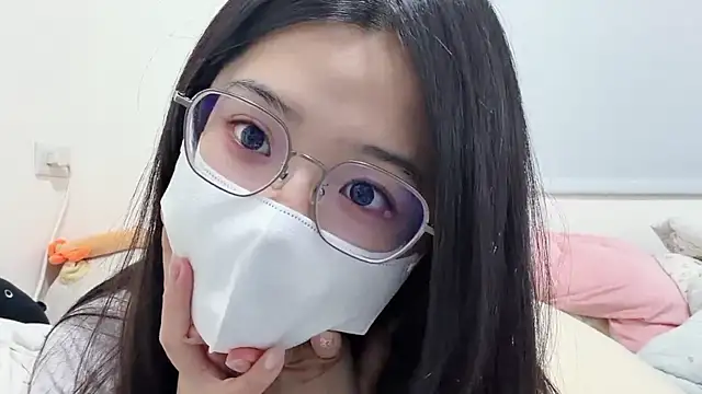 LHeart online show from May 23, 2:48 pm