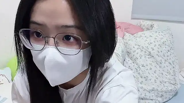LHeart online show from May 20, 2:25 pm