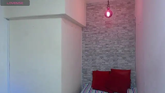 Snapshot of Stephany_Rodriguez chatting on September 17, 12:25 pm Stephany Rodriguez online show from September 17, 12:25 pm
