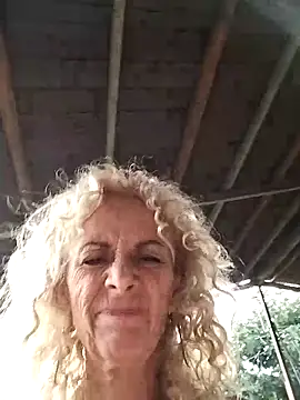 Snapshot of clarabell4 chatting on September 9, 5:24 pm clarabell4 online show from September 9, 5:24 pm