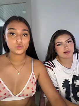 nicolexxaleja online show from April 14, 9:37 pm