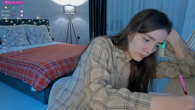 sweete chantal online show from October 18, 5:26 pm