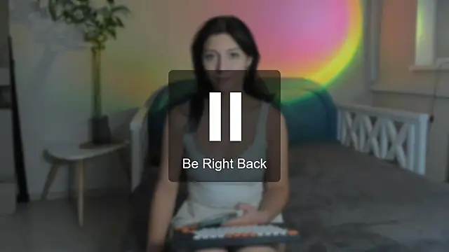 sophiahope online show from November 1, 1:10 am