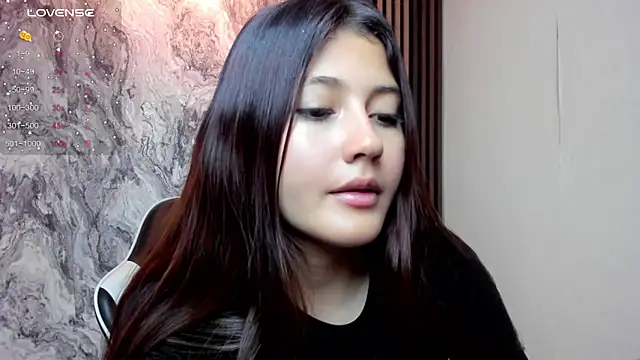 amy innocent 1 online show from December 17, 8:02 pm