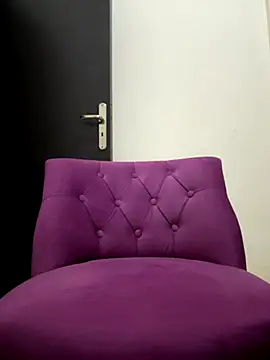 loloqueen1 online show from November 9, 6:26 pm