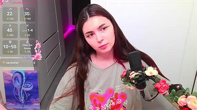 peachyness online show from February 20, 5:14 pm